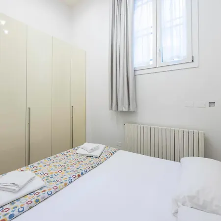 Appartement La Casa Dei Fiori, By Short Holidays